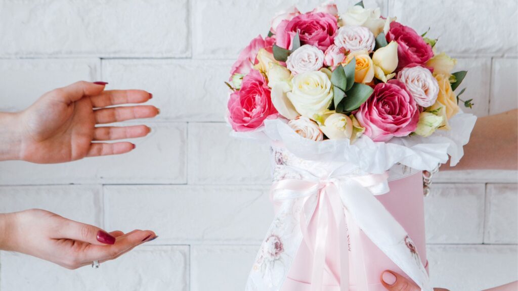 birthday gift romantis untuk pacar wanita